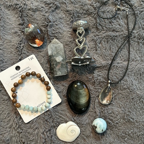 Crystal Lot - Picture 1 of 10